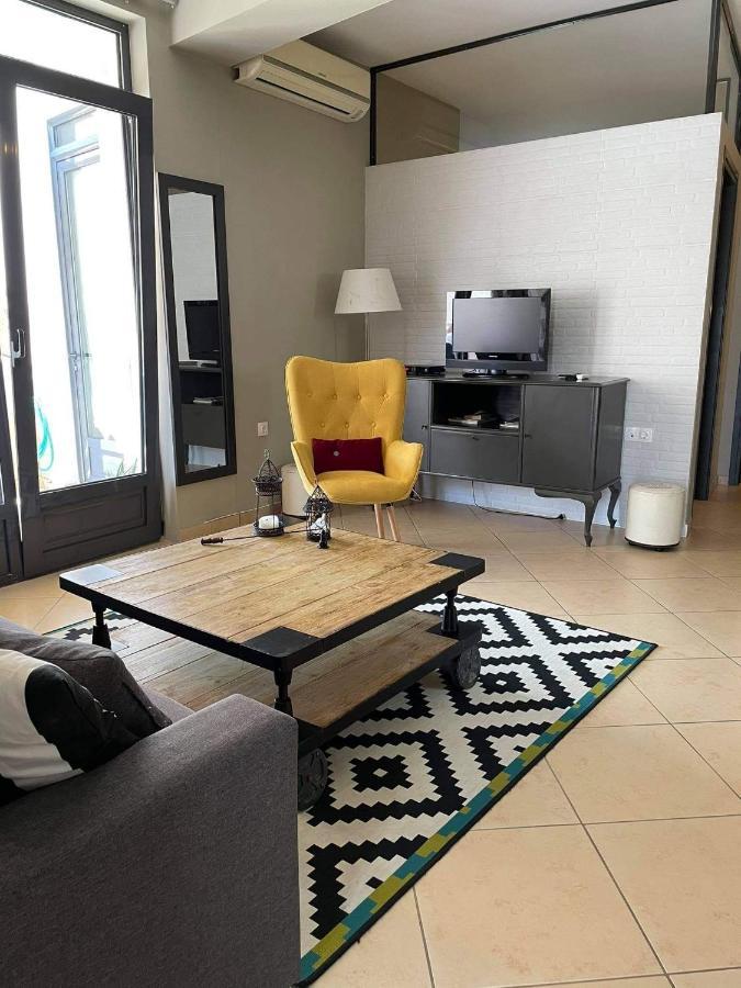 Moonstone House B Apartment Mytilene Exterior photo